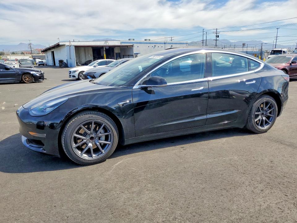 2018 TESLA MODEL 3 — VIN 5YJ3E1EA9JF012477
