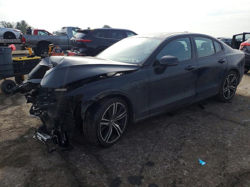 2019 VOLVO S60 T8 R-D — VIN 7JRBR0FM5KG017588