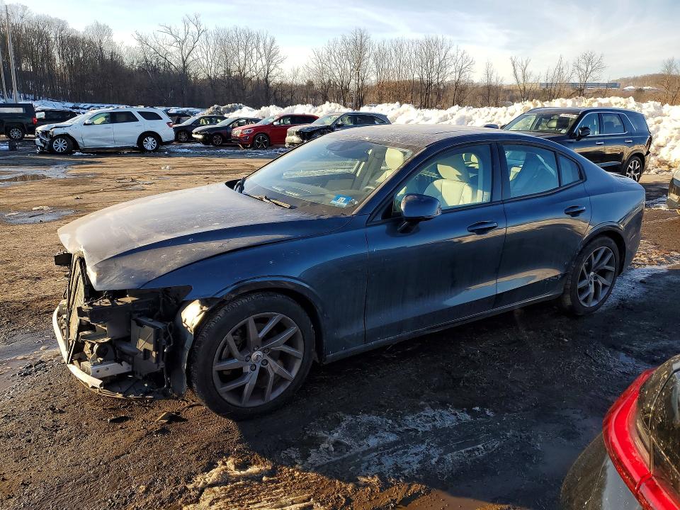 2020 VOLVO S60 T5 MOM — VIN 7JR102FK8LG041076