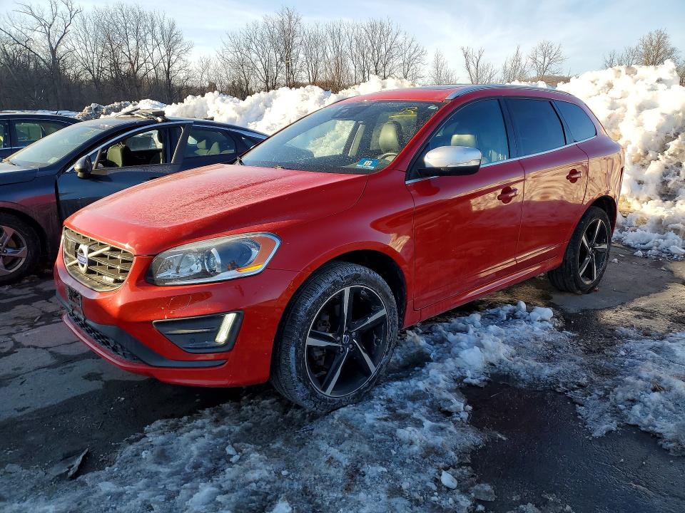 2015 VOLVO XC60 T6 R- — VIN YV4902RS1F2638761