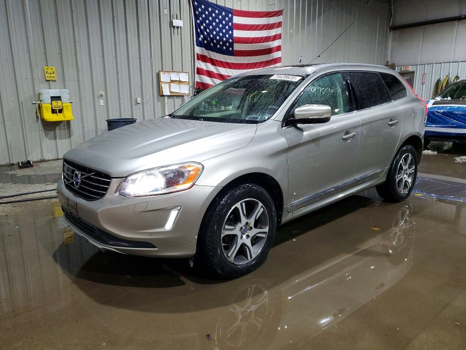 2015 VOLVO XC60 T6 PL — VIN YV4902RM7F2636773