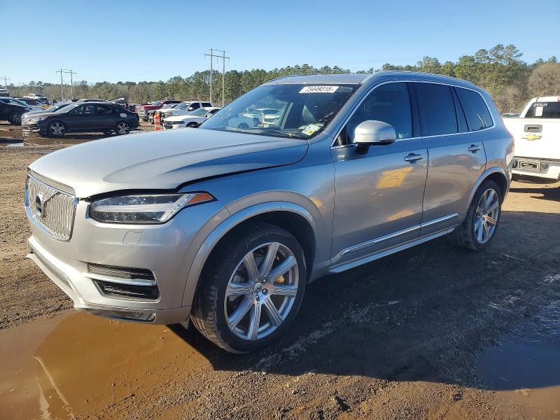 2016 VOLVO XC90 T6 — VIN YV4A22PL2G1021086