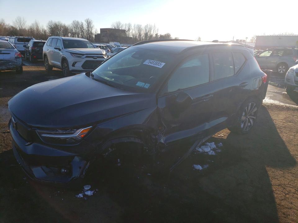 2022 VOLVO XC40 P8 RE — VIN YV4ED3UB3N2657715