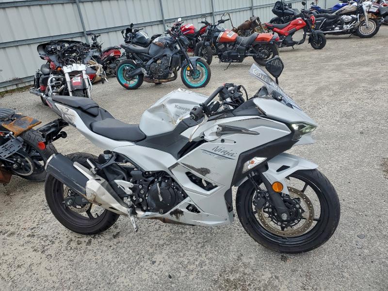 2025 KAWASAKI EX500 — VIN ML5EXGG17SDA71410