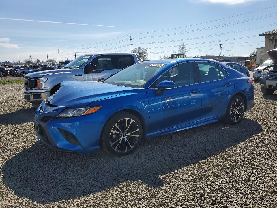 2018 TOYOTA CAMRY — VIN 4T1B11HK3JU080501