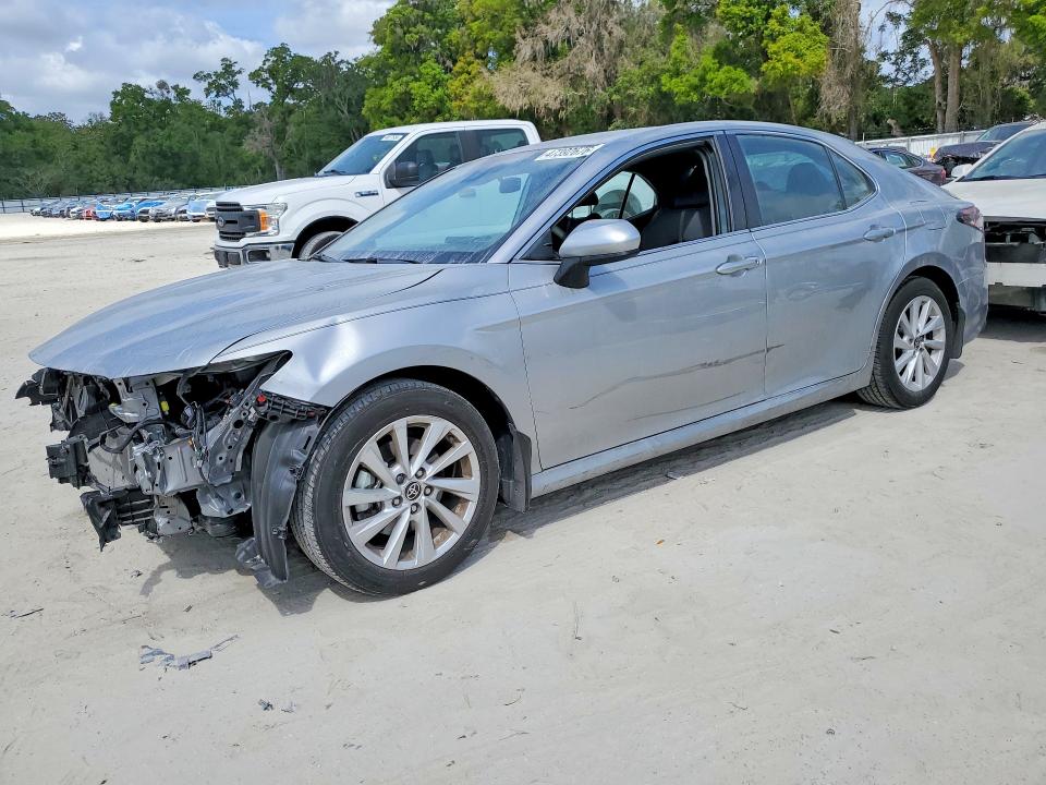 2021 TOYOTA CAMRY — VIN 4T1C11AK9MU608285