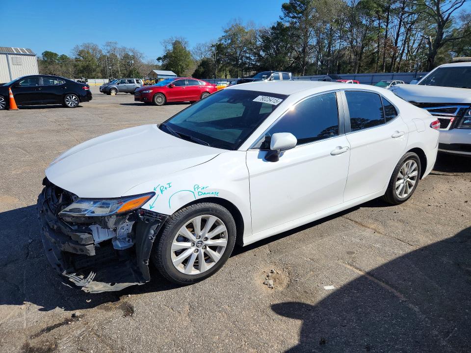 2018 TOYOTA CAMRY — VIN 4T1B11HK8JU672007