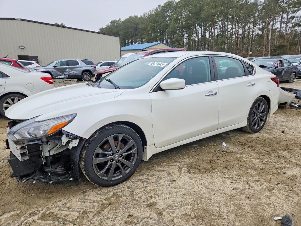 2018 NISSAN ALTIMA — VIN 1N4AL3AP0JC233424