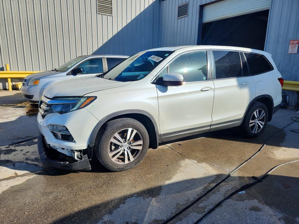 2017 HONDA PILOT — VIN 5FNYF5H55HB004752