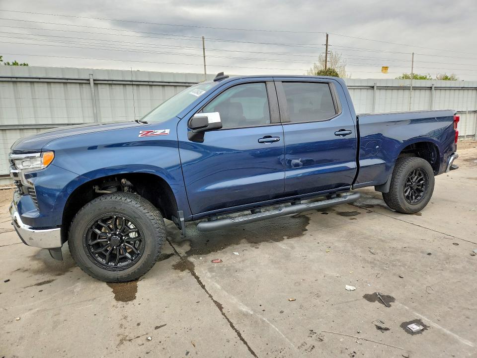 2022 CHEVROLET SILVERADO — VIN 3GCUDDED5NG611881
