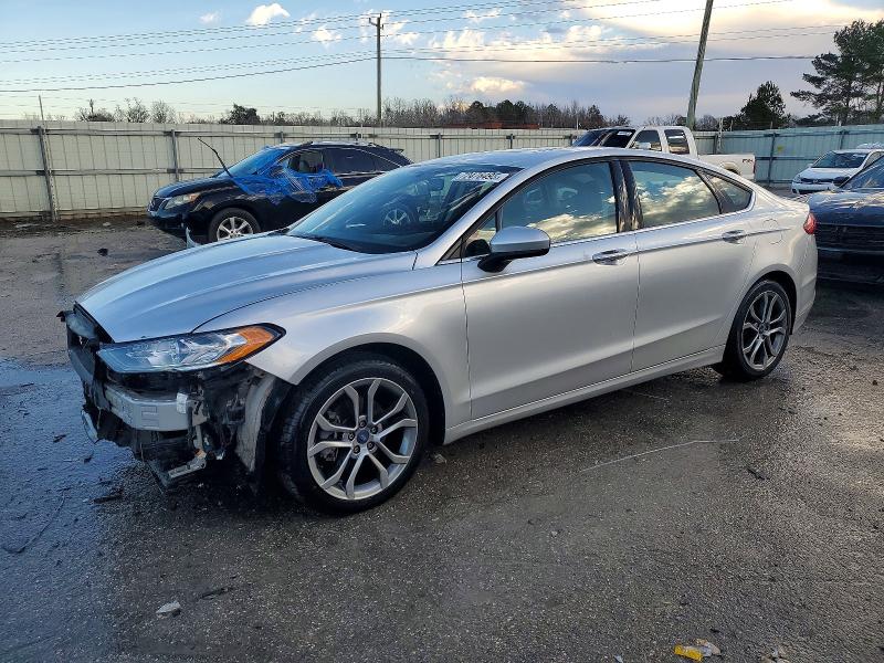 2017 FORD FUSION SE — VIN 3FA6P0H71HR198418