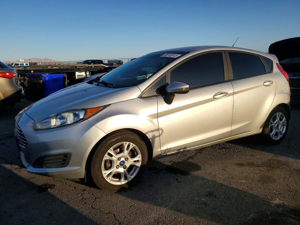 2015 FORD FIESTA SE — VIN 3FADP4EJ1FM118298