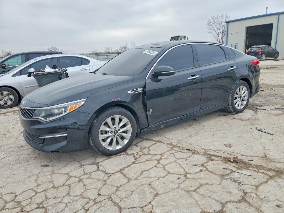 2018 KIA OPTIMA — VIN 5XXGU4L30JG244604