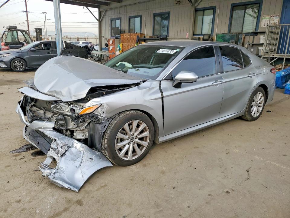 2019 TOYOTA CAMRY — VIN 4T1B11HK0KU770109