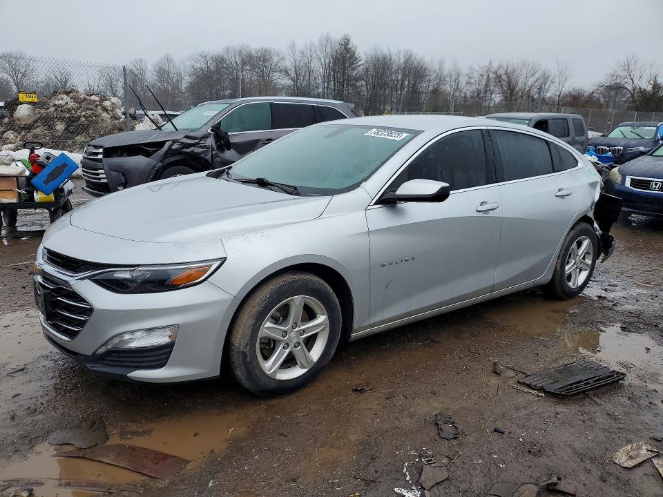 2022 CHEVROLET MALIBU — VIN 1G1ZD5ST8NF143341
