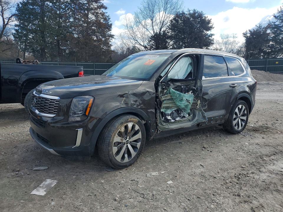 2020 KIA TELLURIDE — VIN 5XYP3DHC9LG083647