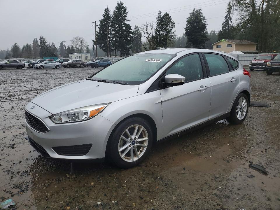 2015 FORD FOCUS — VIN 1FADP3K28FL241850