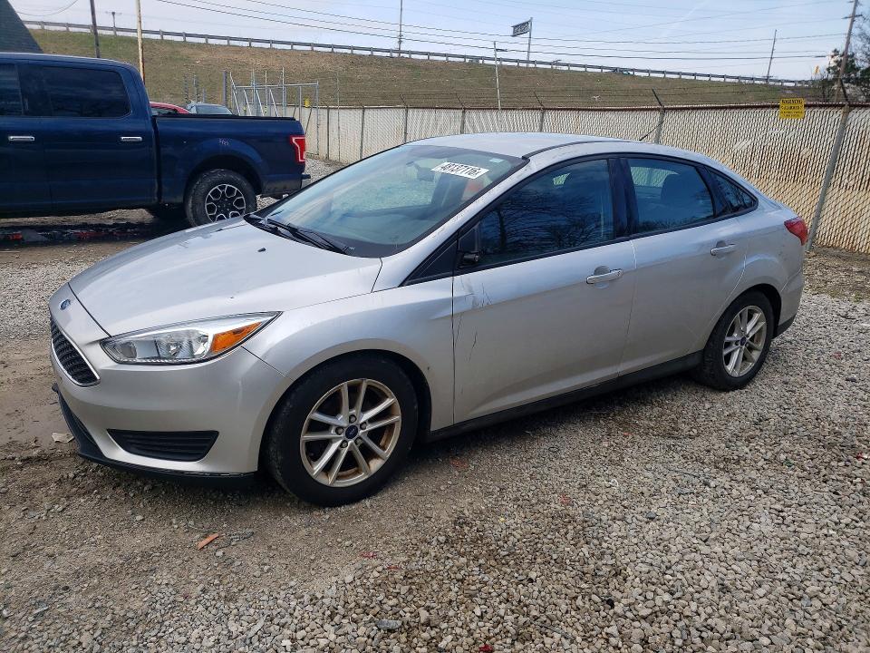 2016 FORD FOCUS — VIN 1FADP3F24GL274596