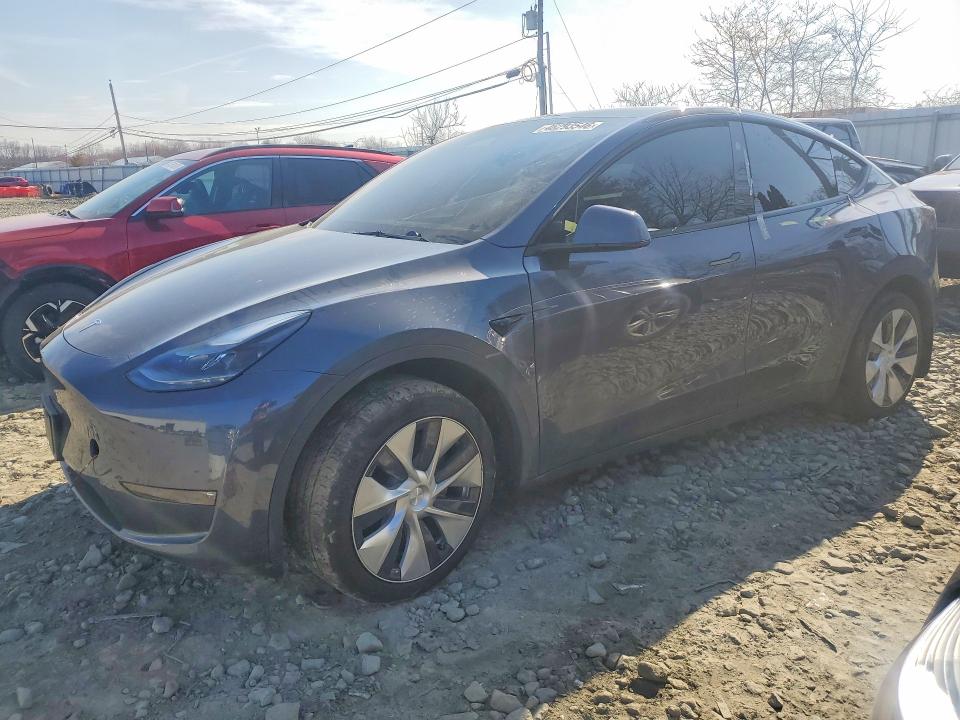2023 TESLA MODEL Y — VIN 7SAYGAEE8PF809608