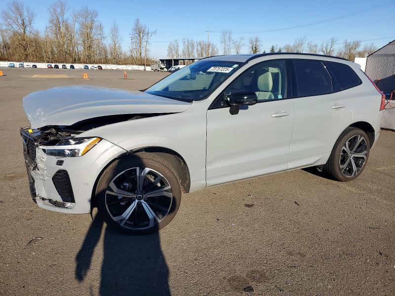 2025 VOLVO XC60 — VIN YV4M12RM6S1073836