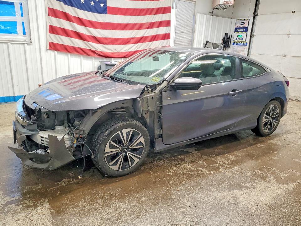 2016 HONDA CIVIC — VIN 2HGFC3B32GH355298