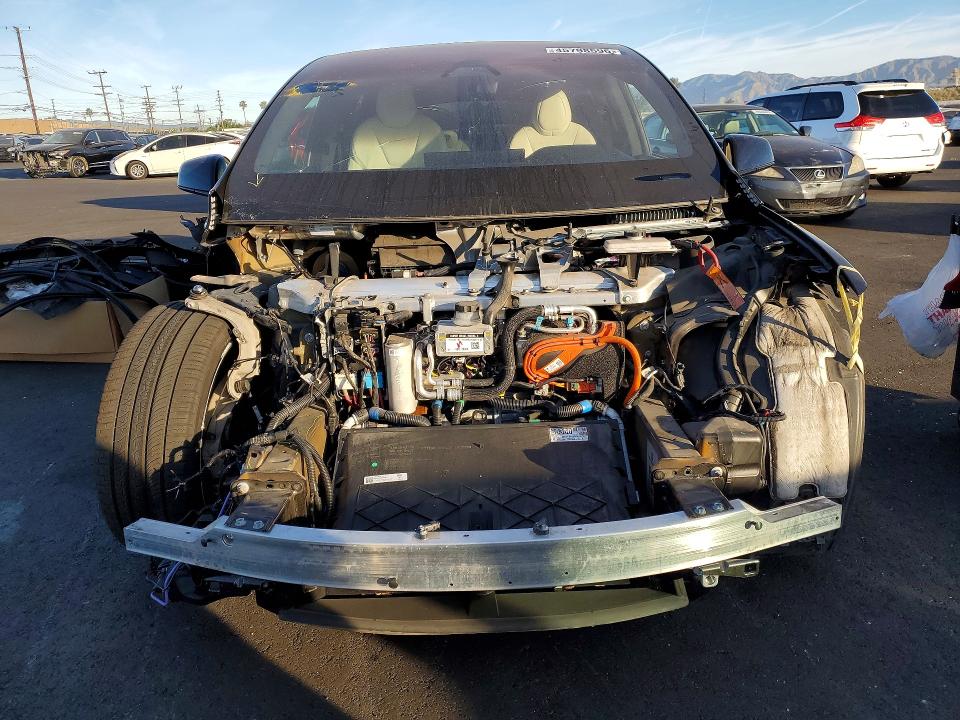 7SAXCBE53NF329664