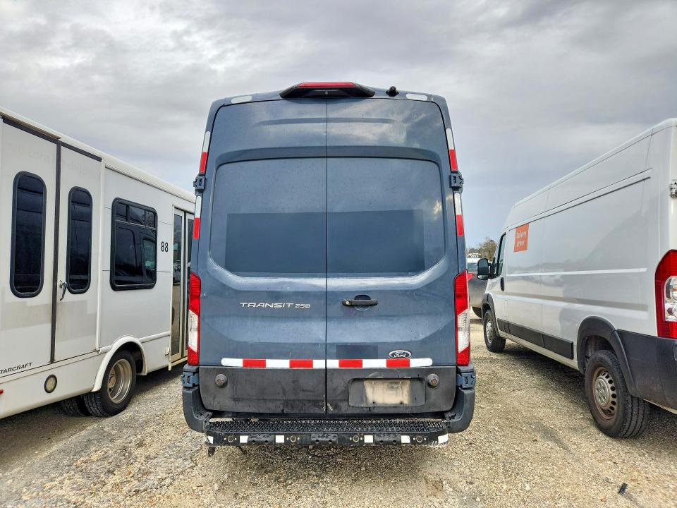 1FTBR3X84LKB13406