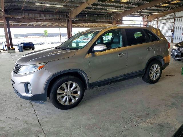2015 KIA SORENTO — VIN 5XYKU4A72FG633845