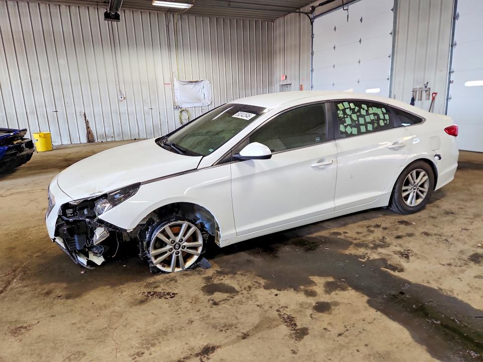 2015 HYUNDAI SONATA — VIN 5NPE24AF0FH169053