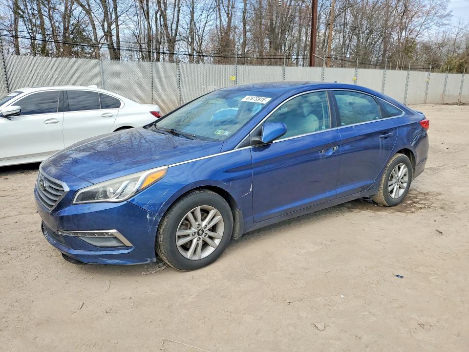 2015 HYUNDAI SONATA — VIN 5NPE24AF8FH221738