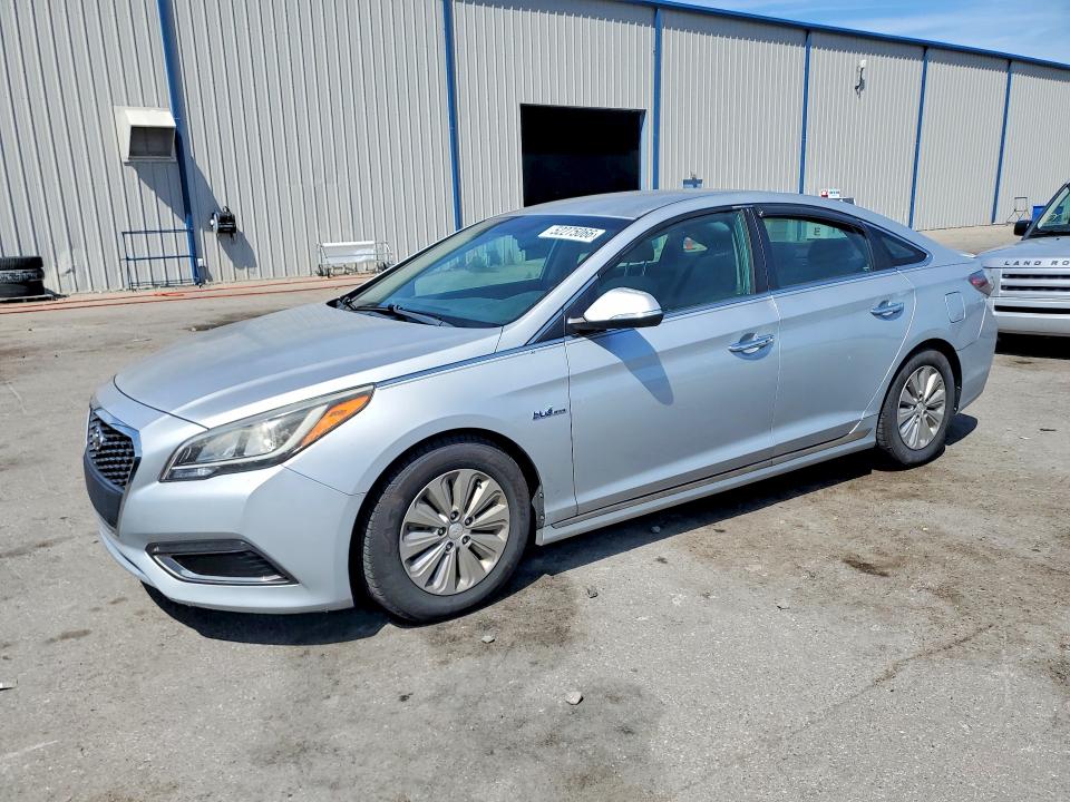 2017 HYUNDAI SONATA HYBRID — VIN KMHE24L32HA063390