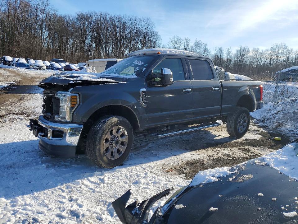 2018 FORD F250 — VIN 1FT7W2B60JEB03143