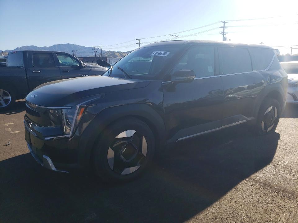 2026 KIA EV9 — VIN 5XYAB5S12TG004034