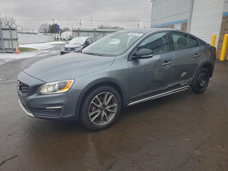 2018 VOLVO S60 CROSS — VIN YV440MUM2J2006620