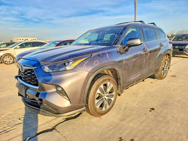 2024 TOYOTA HIGHLANDER — VIN 5TDKARAH5RS023864