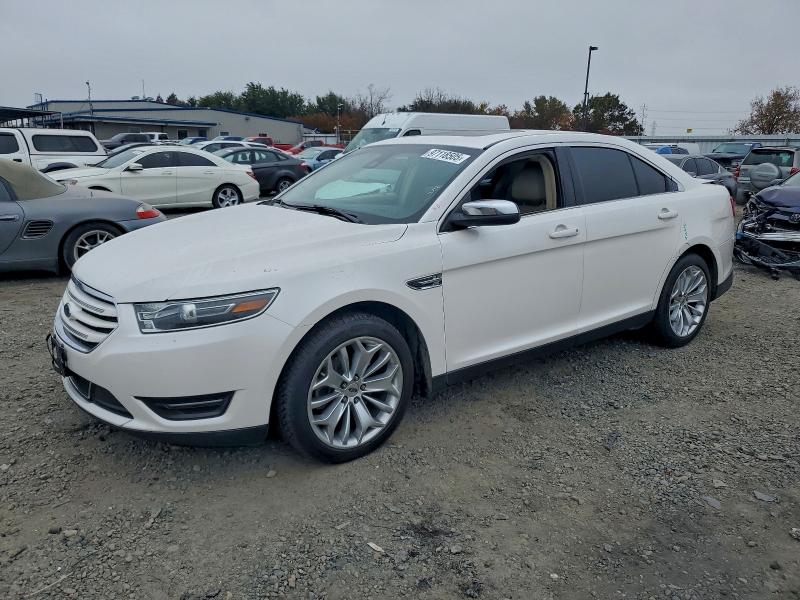 2018 FORD TAURUS LIM — VIN 1FAHP2F8XJG106235