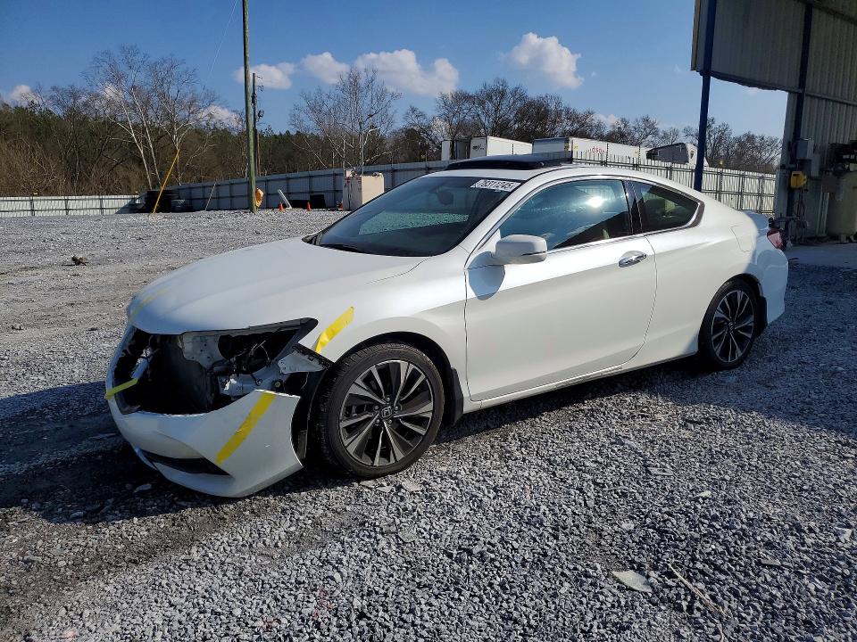 2017 HONDA ACCORD — VIN 1HGCT2B80HA000025