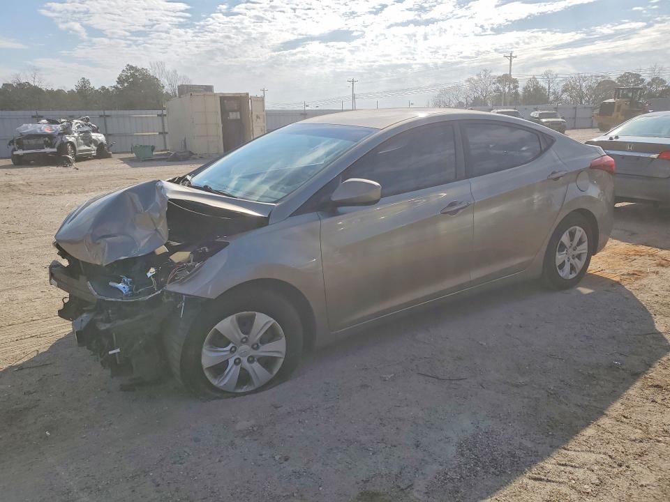 2016 HYUNDAI ELANTRA — VIN 5NPDH4AE9GH767189