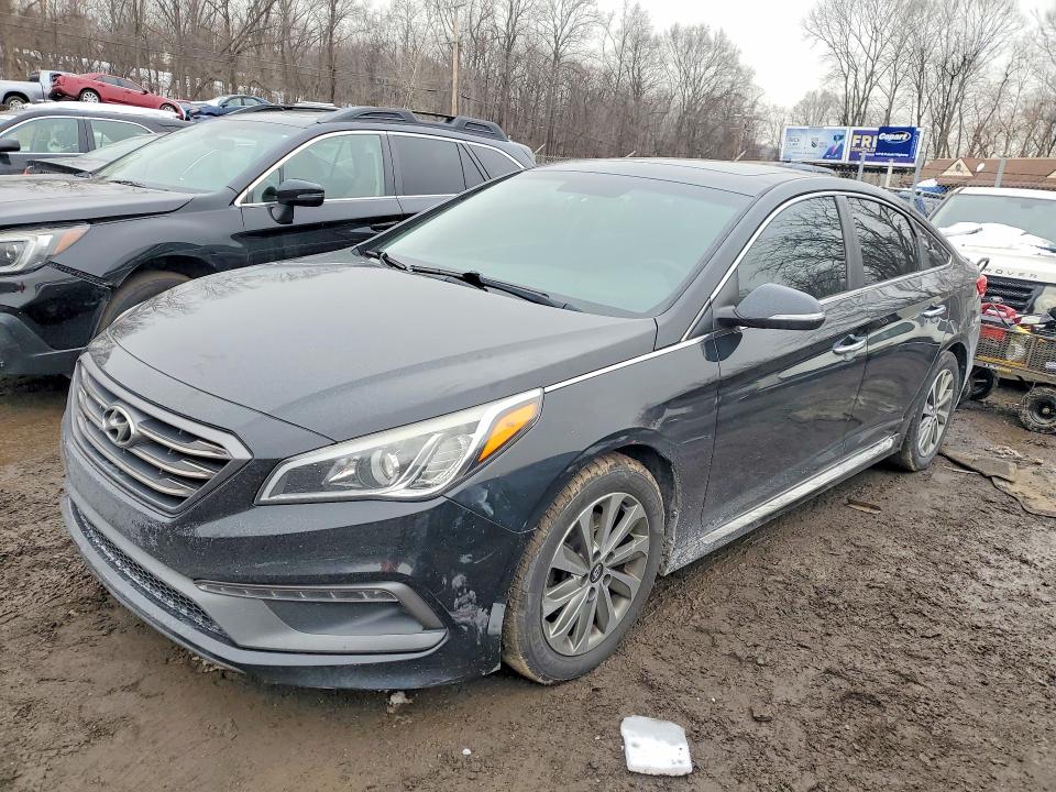 2017 HYUNDAI SONATA — VIN 5NPE34AF4HH545303
