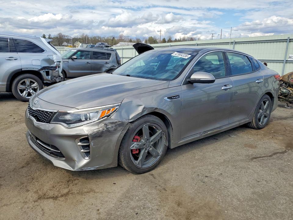 2016 KIA OPTIMA — VIN 5XXGV4L21GG085637