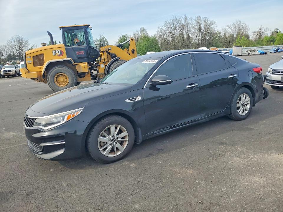 2016 KIA OPTIMA — VIN 5XXGT4L36GG025769