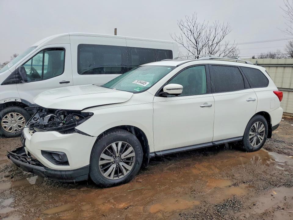 2017 NISSAN PATHFINDER — VIN 5N1DR2MM8HC604188