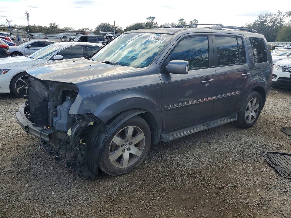 2015 HONDA PILOT — VIN 5FNYF3H91FB010214