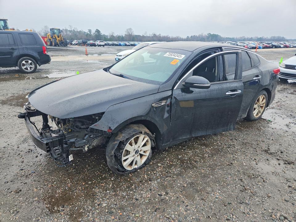 2018 KIA OPTIMA — VIN 5XXGT4L31JG208620