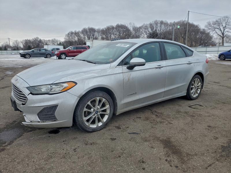 2019 FORD FUSION SE — VIN 3FA6P0LU2KR120864