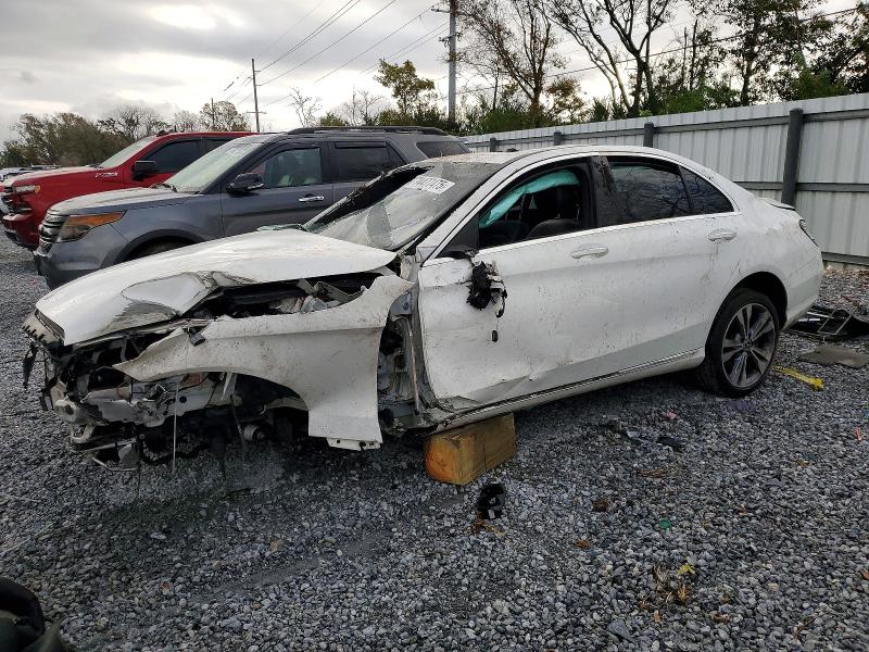 2019 MERCEDES-BENZ C 300 — VIN 55SWF8DB2KU295382