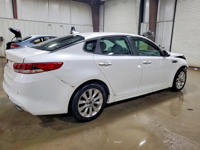 5XXGT4L38HG133005