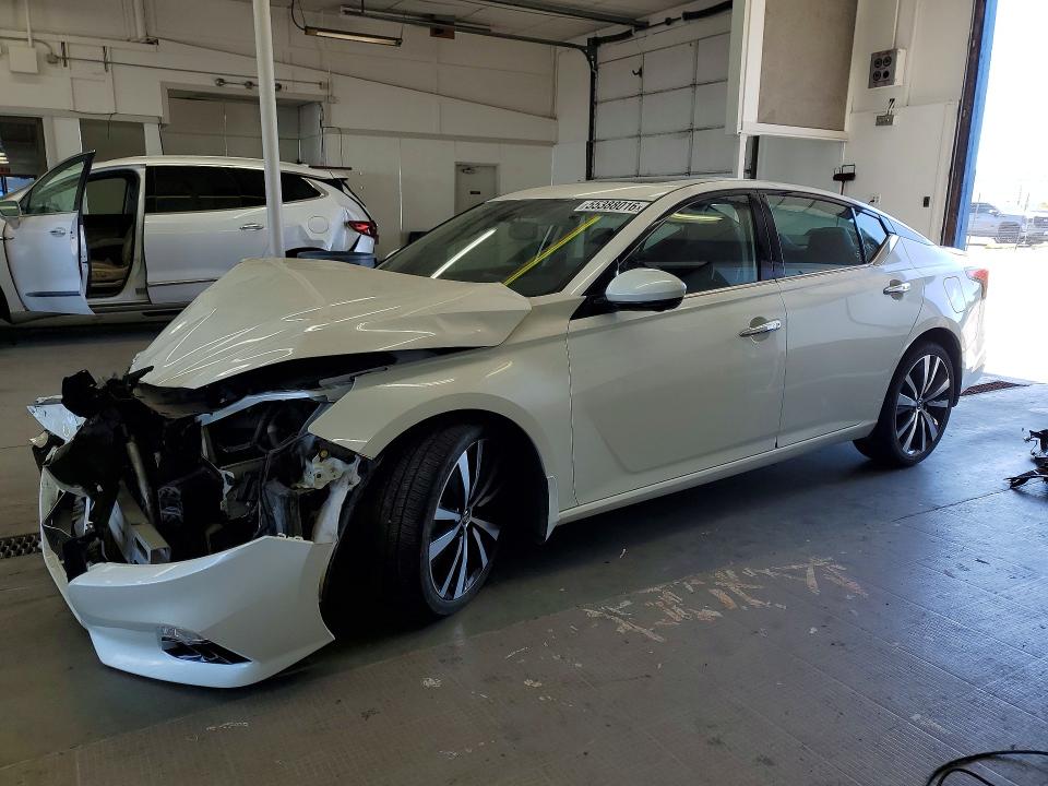 2020 NISSAN ALTIMA — VIN 1N4BL4FV0LC256884