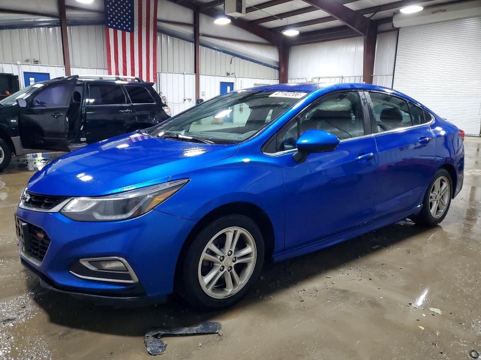 2017 CHEVROLET CRUZE — VIN 1G1BE5SM9H7242417