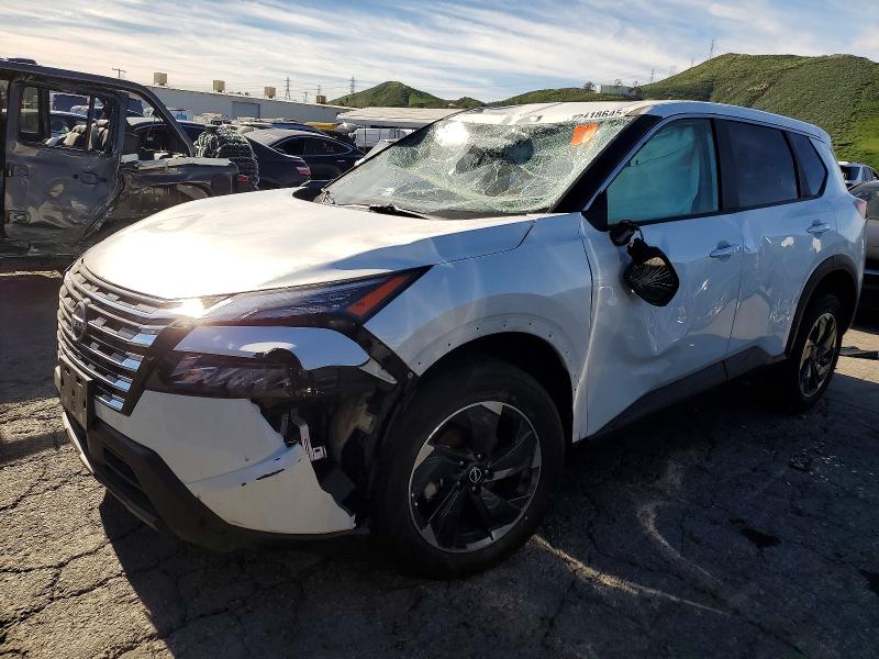 2025 NISSAN ROGUE SV — VIN JN8BT3BB4SW162492